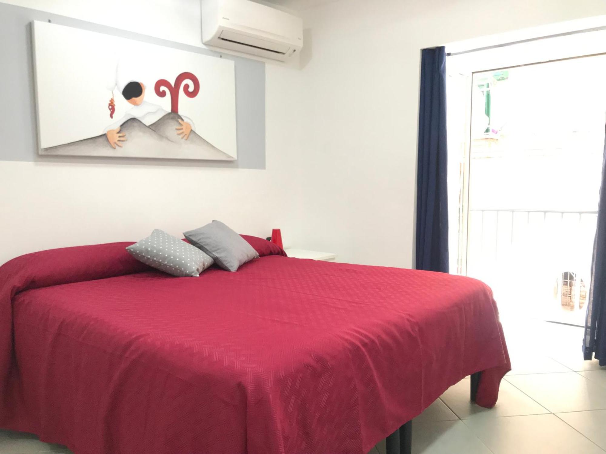 Dilemma Bed & Breakfast เนเปิลส์ ภายนอก รูปภาพ